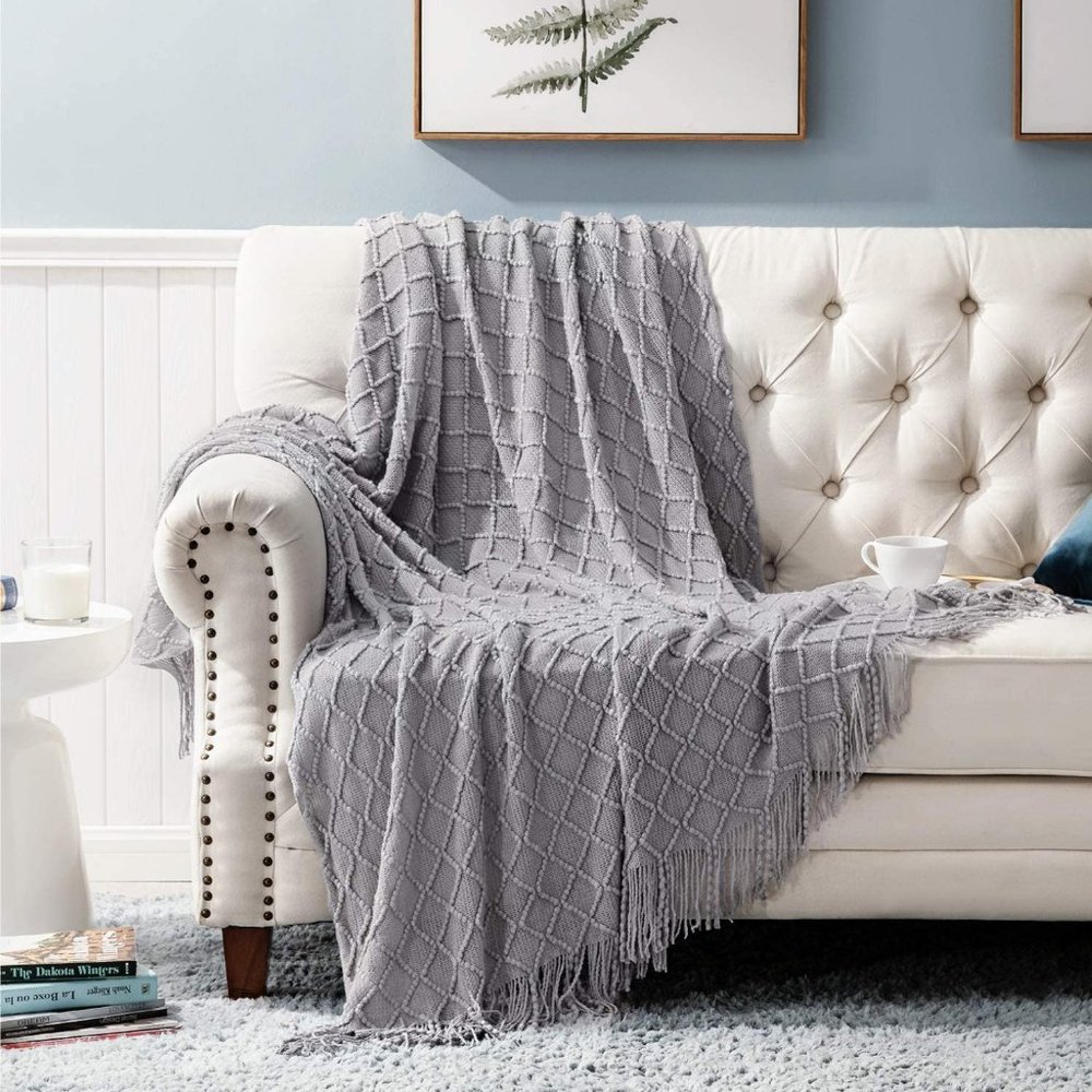 NEW VALENTINES Day GIFT Throw Blanket 50"x60" accent decor Knit gray wrap shawl - Picture 3 of 6
